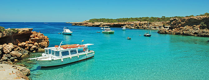 10 rutas para vivir Ibiza en primavera